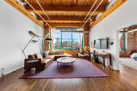 312 North May Street Chicago IL 60607