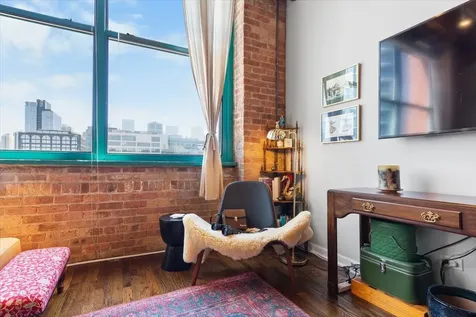 312 North May Street Chicago IL 60607