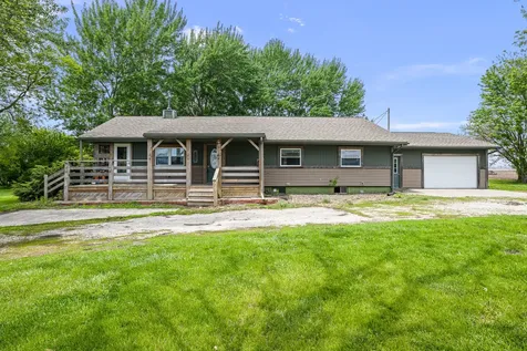 29546 North 750 Avenue Kewanee IL 61443
