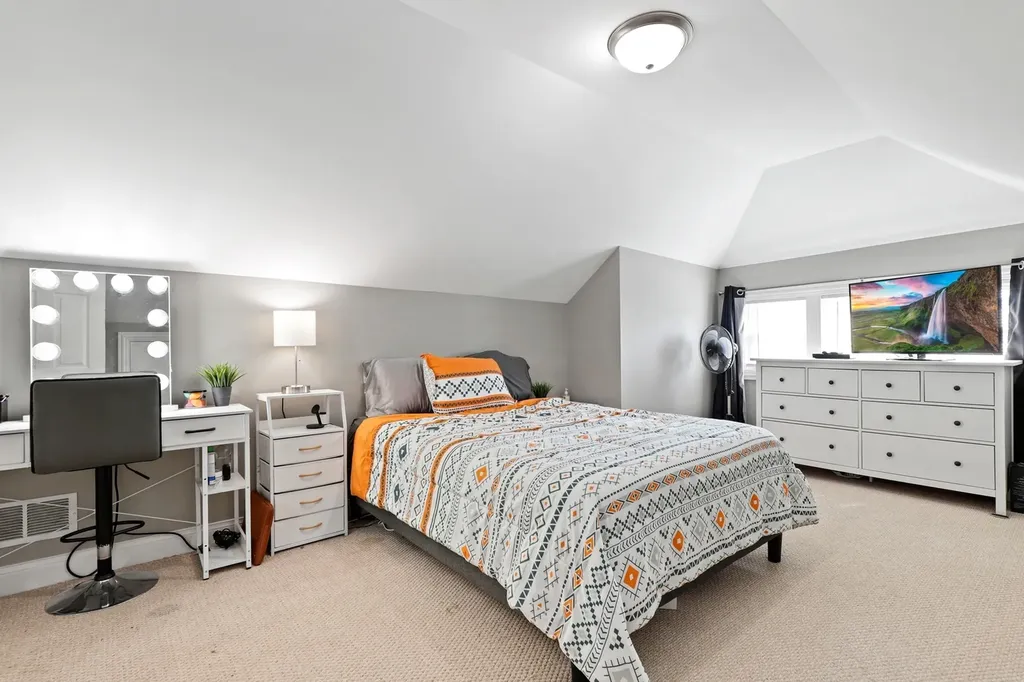10114 South Peoria Street Chicago IL 60643