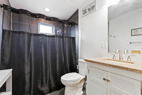 10114 South Peoria Street Chicago IL 60643
