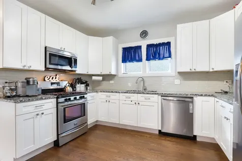 10114 South Peoria Street Chicago IL 60643