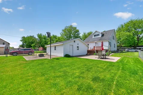 212 South Elm Street Franklin Grove IL 61031