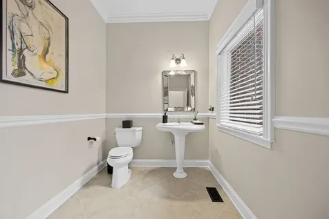 10N767 Newport Court Elgin IL 60124