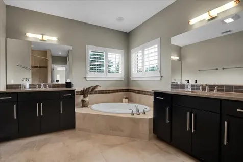 20037 West Old Meadow Trail Long Grove IL 60047