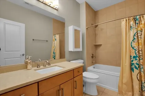 20037 West Old Meadow Trail Long Grove IL 60047