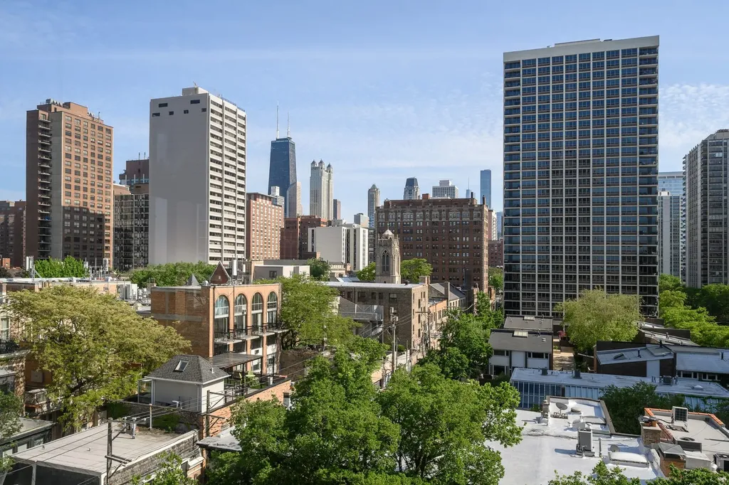 70 West Burton Place Chicago IL 60610