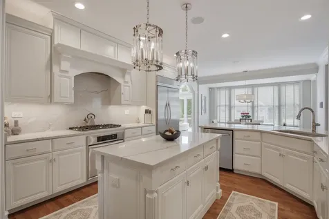 1726 Kay Road Wheaton IL 60187