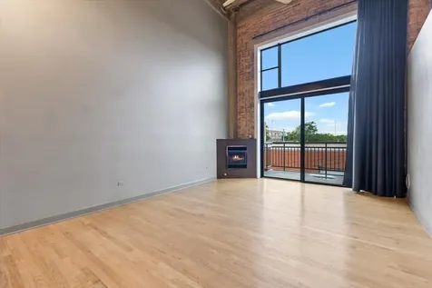 2545 South Dearborn Street Chicago IL 60616
