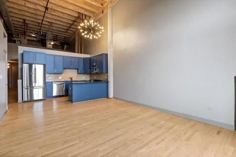 2545 South Dearborn Street Chicago IL 60616