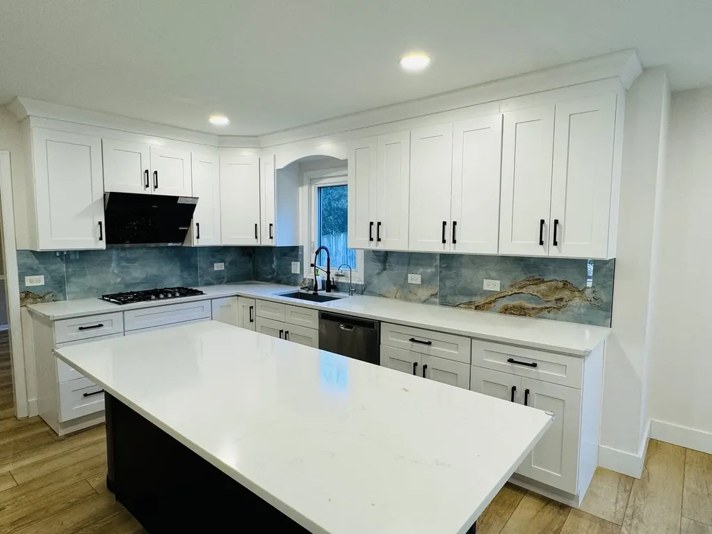 1398 East Gartner Road Naperville IL 60540