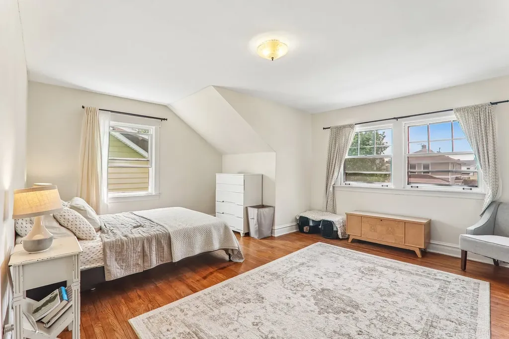 7256 West Thorndale Avenue Chicago IL 60631