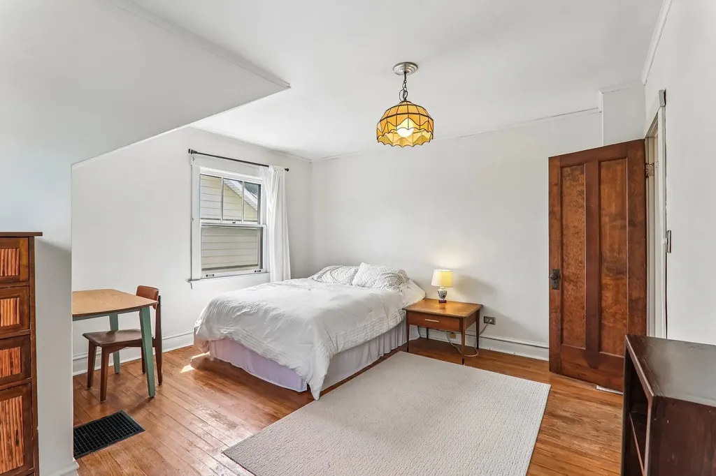 7256 West Thorndale Avenue Chicago IL 60631