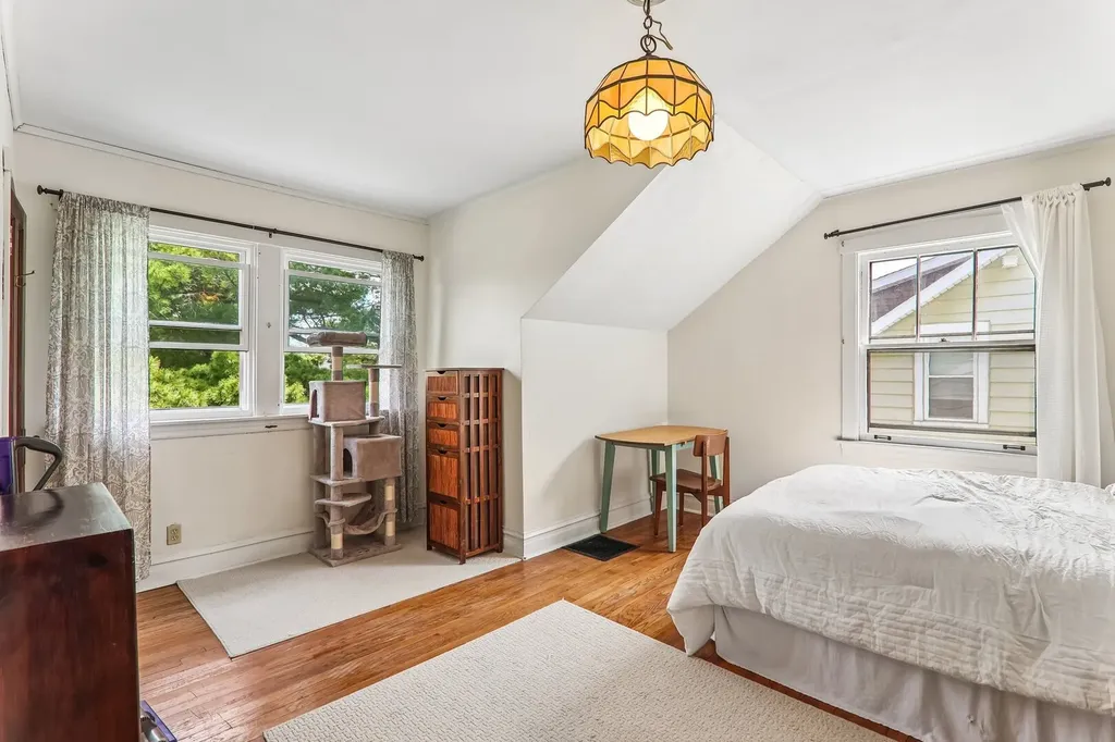 7256 West Thorndale Avenue Chicago IL 60631