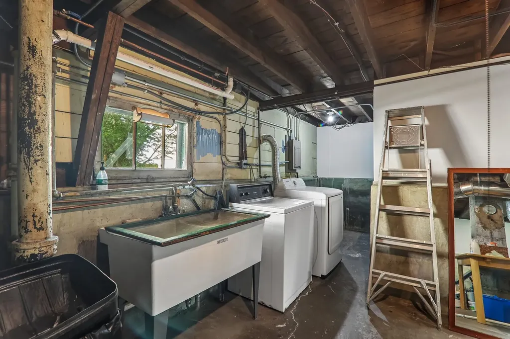 7256 West Thorndale Avenue Chicago IL 60631