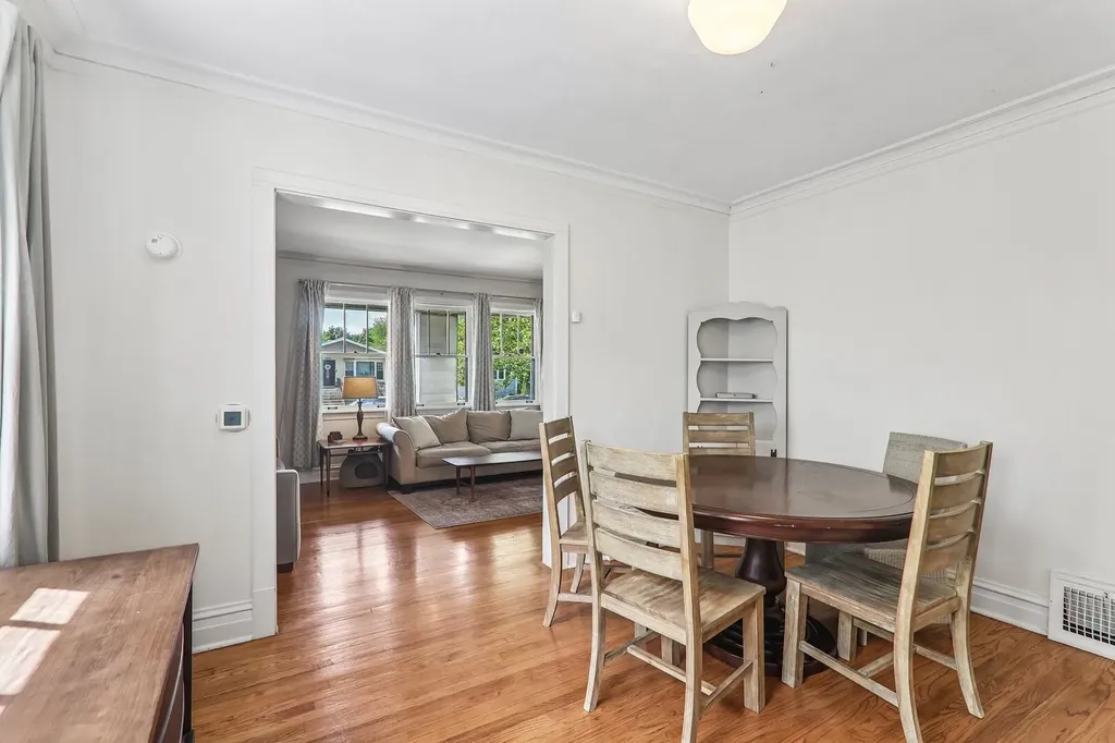 7256 West Thorndale Avenue Chicago IL 60631