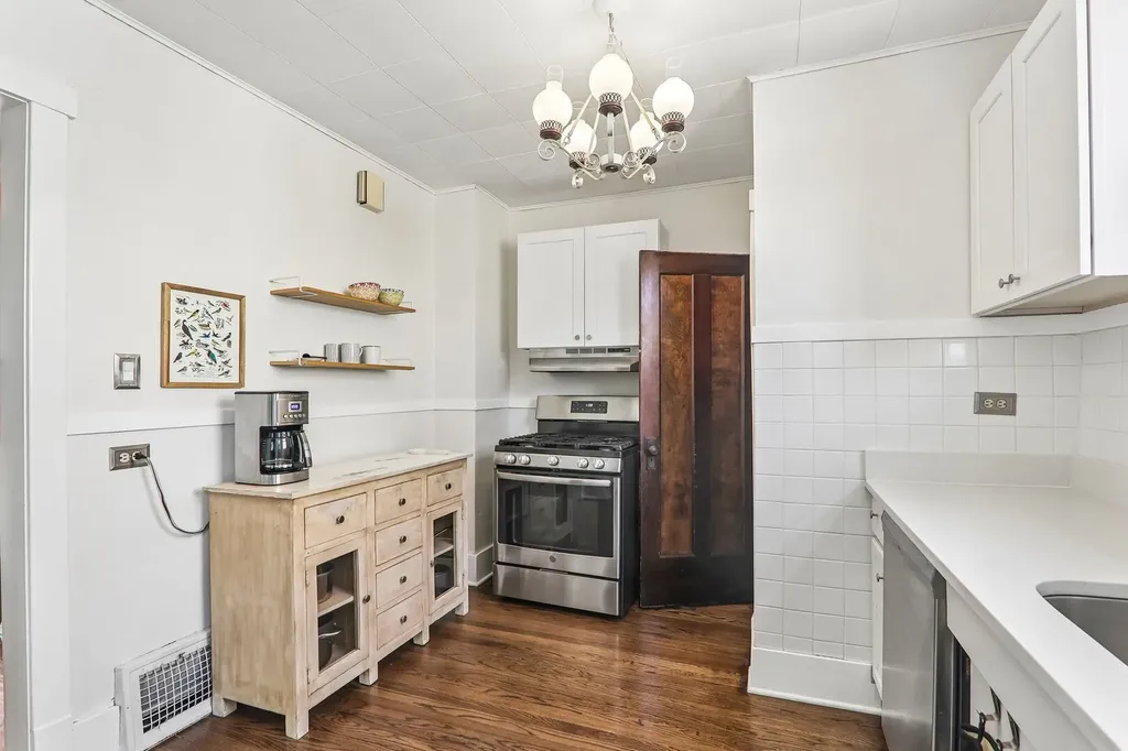 7256 West Thorndale Avenue Chicago IL 60631