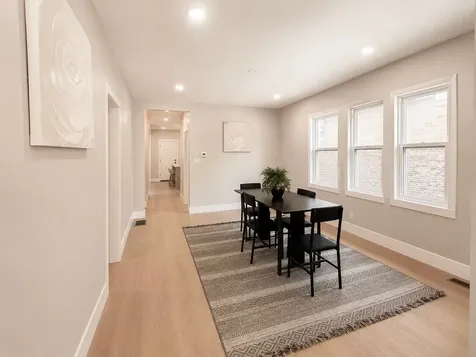 7611 South Ridgeland Avenue Chicago IL 60649