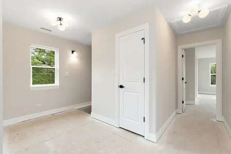 7630 West 66th Street Bedford Park IL 60501