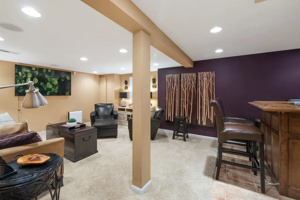 430 Park Avenue Clarendon Hills IL 60514