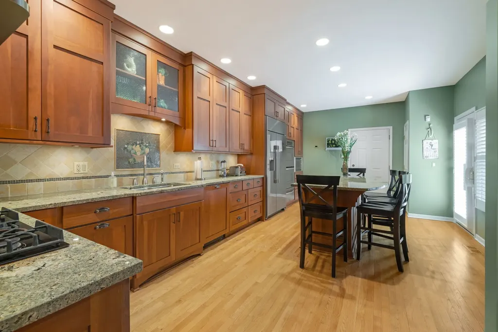 430 Park Avenue Clarendon Hills IL 60514