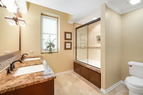 430 Park Avenue Clarendon Hills IL 60514