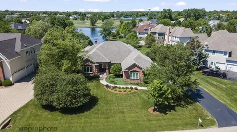 9530 Nicklaus Lane Lakewood IL 60014