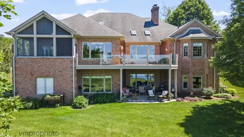 9530 Nicklaus Lane Lakewood IL 60014