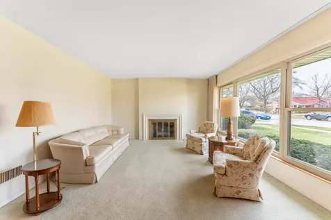 3835 West Jarlath Street Lincolnwood IL 60712