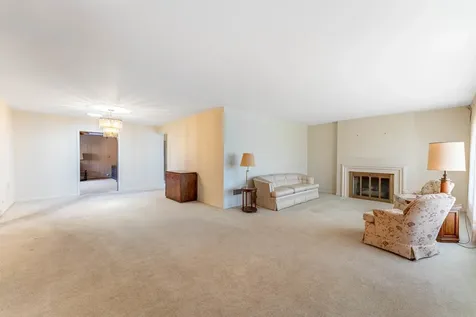 3835 West Jarlath Street Lincolnwood IL 60712