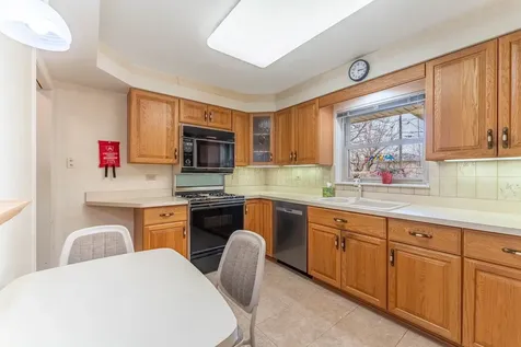 3835 West Jarlath Street Lincolnwood IL 60712