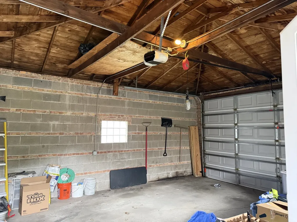 11265 South May Street Chicago IL 60643