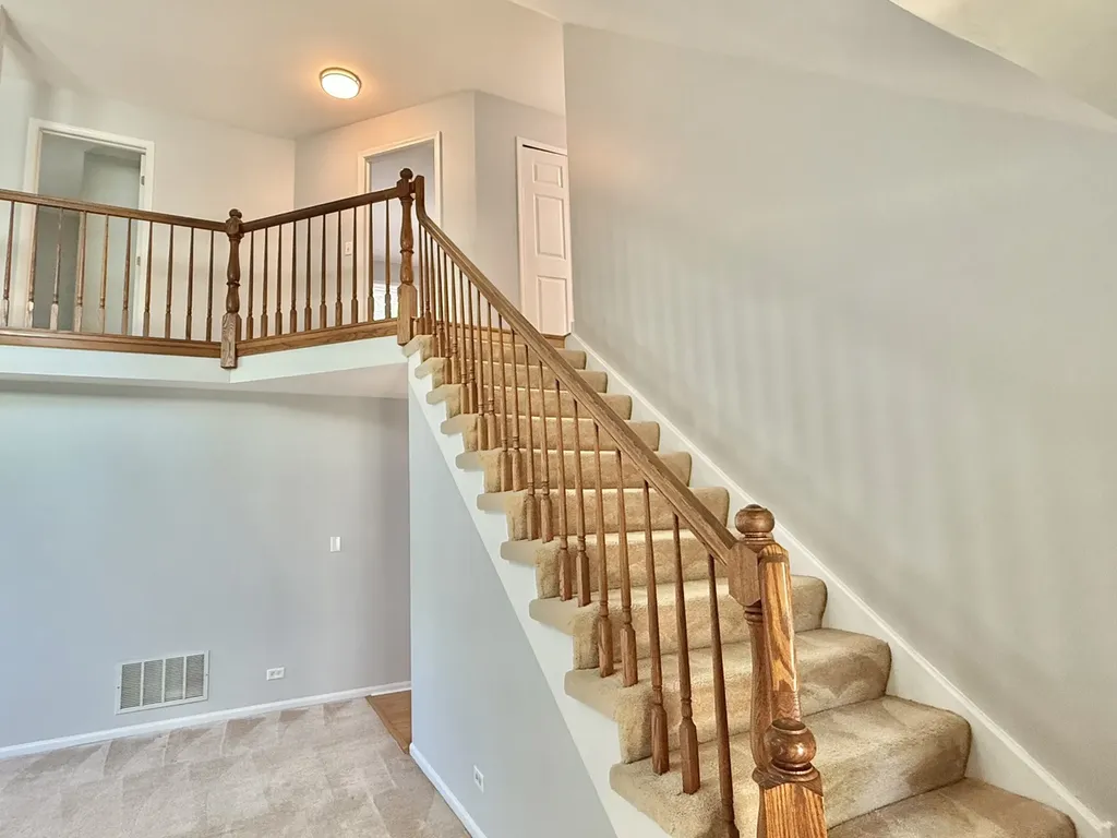 1582 Hinterlong Lane Naperville IL 60563