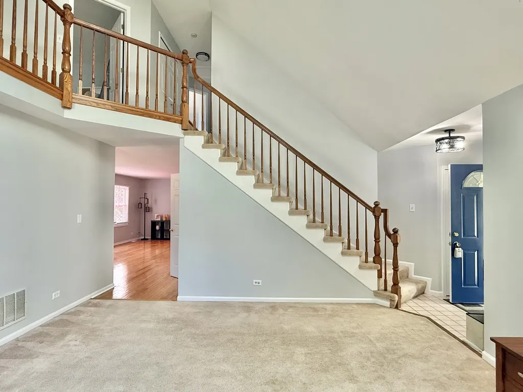 1582 Hinterlong Lane Naperville IL 60563