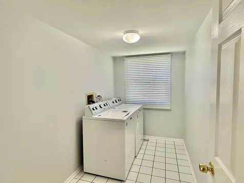 1582 Hinterlong Lane Naperville IL 60563
