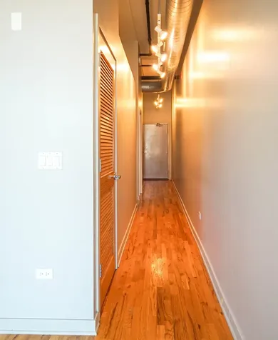 1224 West Van Buren Street Chicago IL 60607