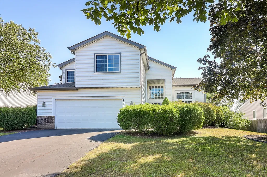 1993 Baldwin Way Bolingbrook IL 60490
