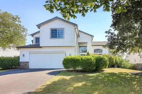 1993 Baldwin Way Bolingbrook IL 60490