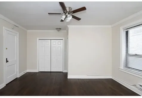 3345 North Marshfield Avenue Chicago IL 60657