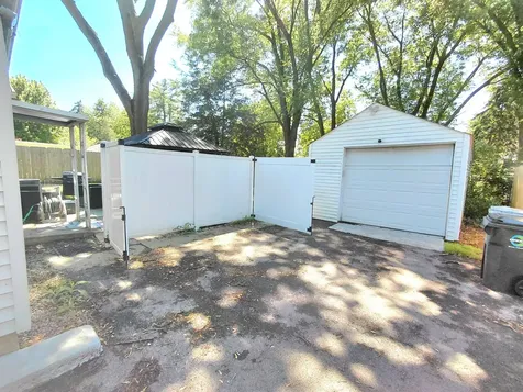 415 South Van Buren Street Batavia IL 60510