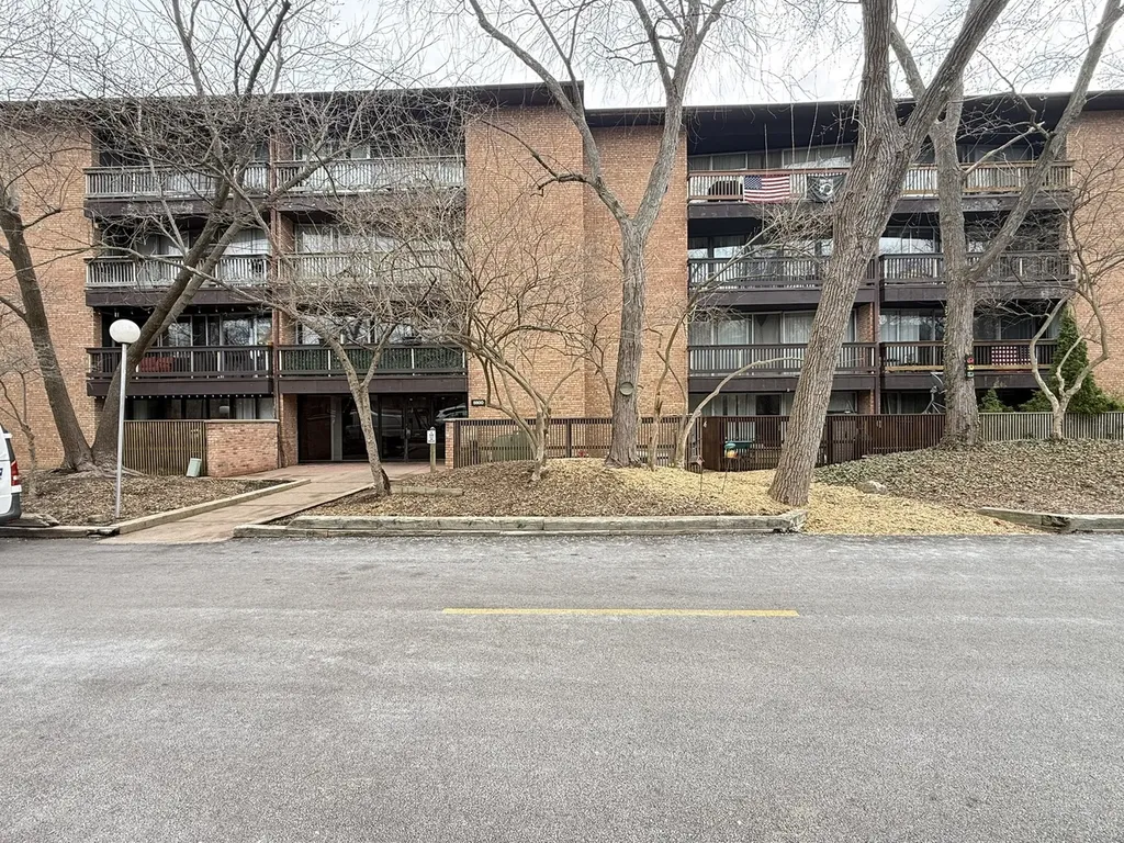 5500 Hillcrest Lane Lisle IL 60532