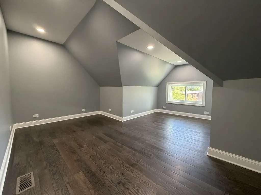 600 North Pine Avenue Chicago IL 60644