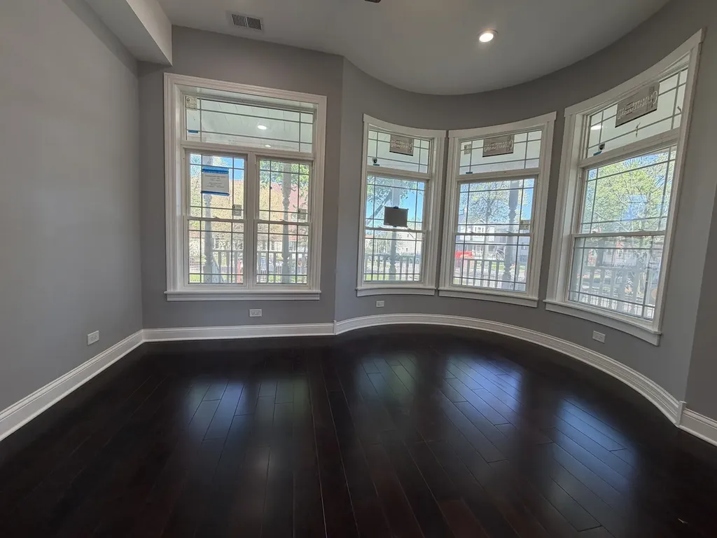 600 North Pine Avenue Chicago IL 60644