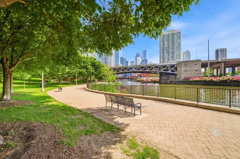 420 West Ontario Street Chicago IL 60654