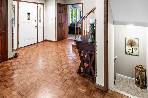 25 Bay Pointe Drive Bloomington IL 61704