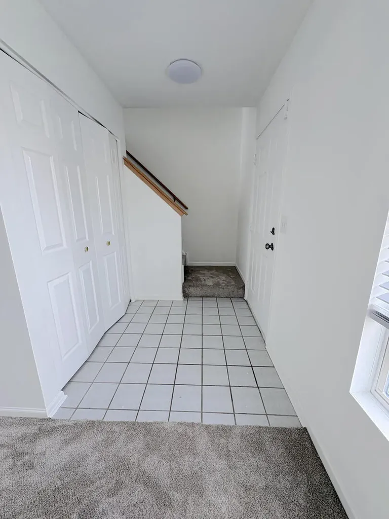 1066 Four Seasons Boulevard Aurora IL 60504