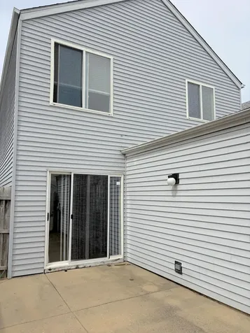1066 Four Seasons Boulevard Aurora IL 60504