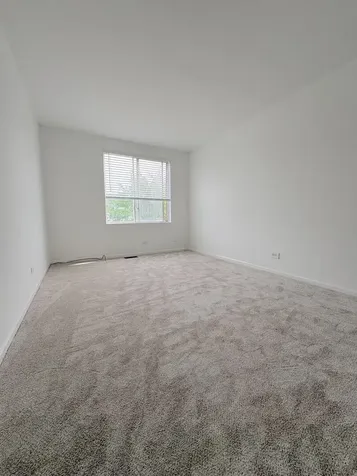 1066 Four Seasons Boulevard Aurora IL 60504