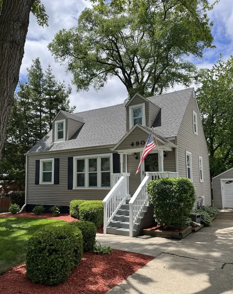 490 Grove Avenue Wood Dale IL 60191