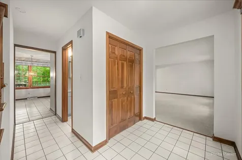 2318 Sudbury Lane Geneva IL 60134